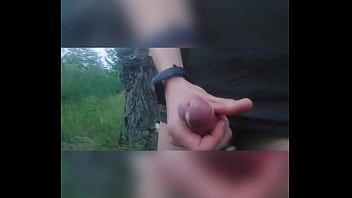 Riproduci Giovane ragazzo va nel bosco per masturbarsi il suo cazzo adolescente ragazzo fuori nella natura crociera spiaggia nuda stallone giovane ragazzo si masturba il suo cazzo tra i cespugli vicino alla spiaggia nudista adolescente stallone jerkoff nel bosco giovane ragazzo enorme sborrata nella natura ragazzo enorme carico nei cespugli