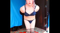 Redare STRIPTEASE DE BIKINI HOT WET & WILD STRIPTEASE DE 18+ YOUTUBER CROSSDRESSER KITTY