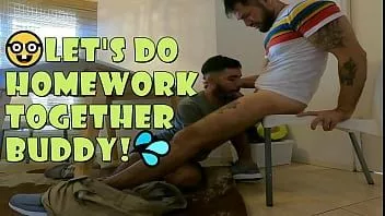 play Medestudenten neuken en rimmen zonder condoom om te ontspannen - enorme cumshot - met alex barcelona