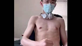 play Băiat chinez frumos cu o pula groasă