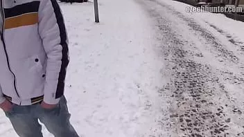 play Een paar extra contanten is alles wat deze man nodig heeft om erachter te komen dat hij liever homo is dan hetero - bigstr