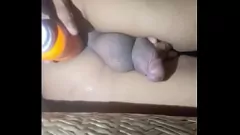 Afspelen Asian Twink's intense solo-anale spelen met fles en handsfree cumshot