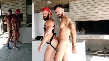 play Drilling barebak experience to bear twink's muscular ass - with alex barcelona