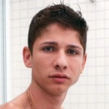 Gwiazda porno Riu Melo